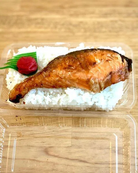 KIYOSHIさんの鮭弁